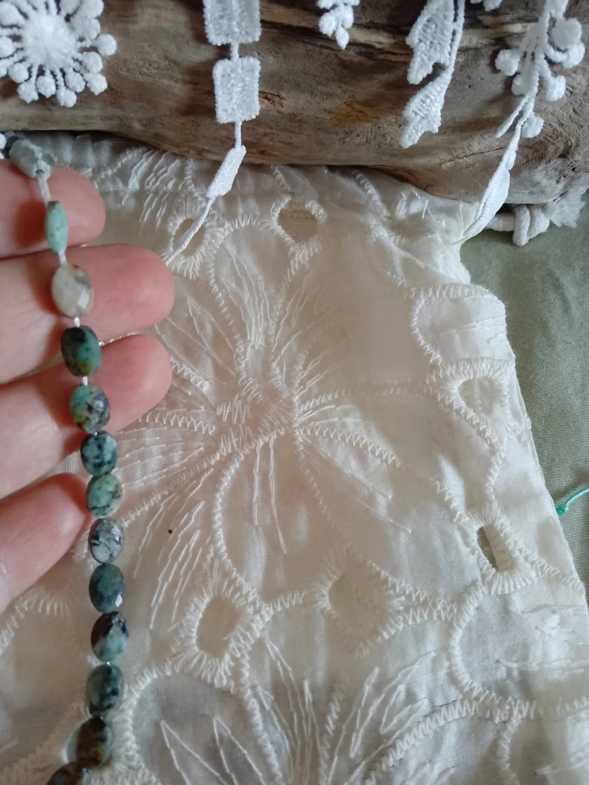 Lot de perles de pierres turquoise africaine – photo 4
